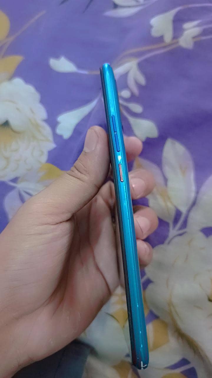 Techno spark 5 pro 0