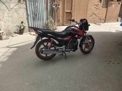 Honda CB 150 F  totally genuine