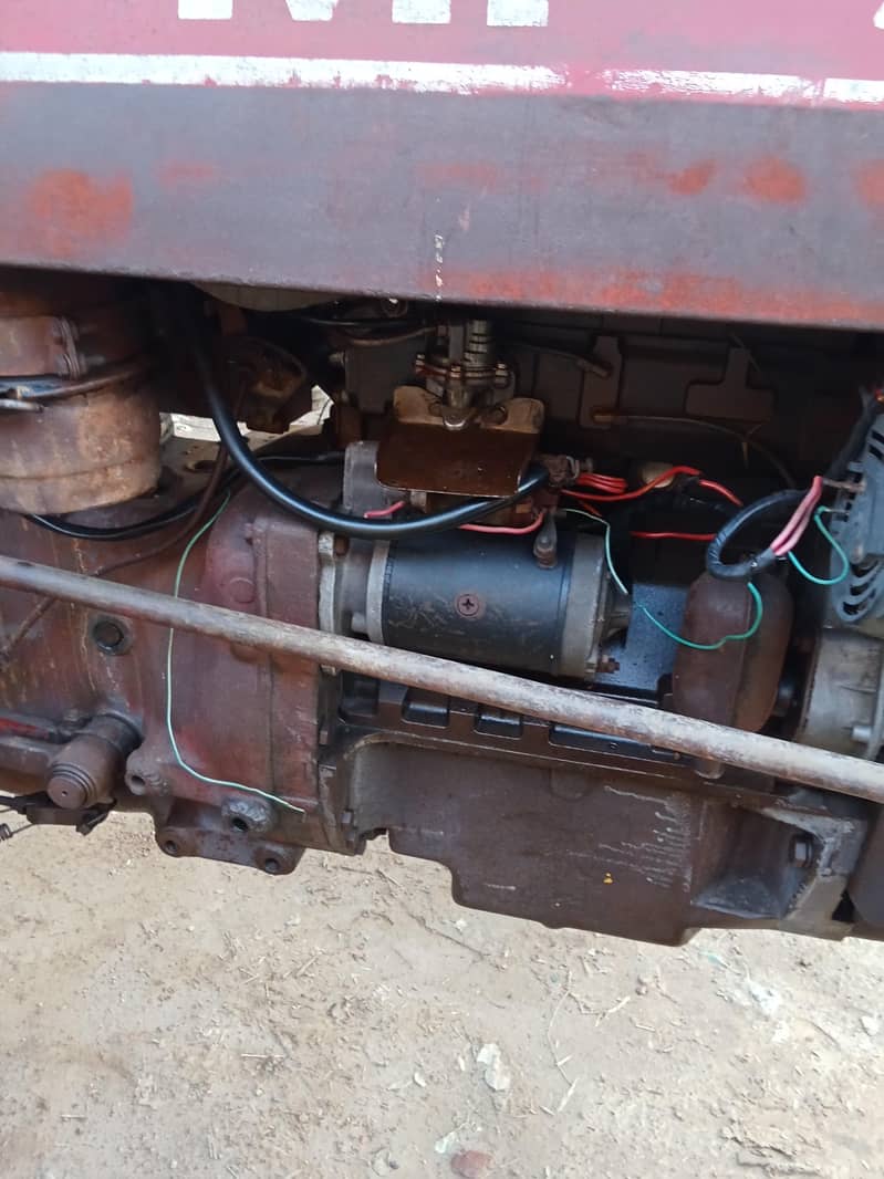 MF 240 8