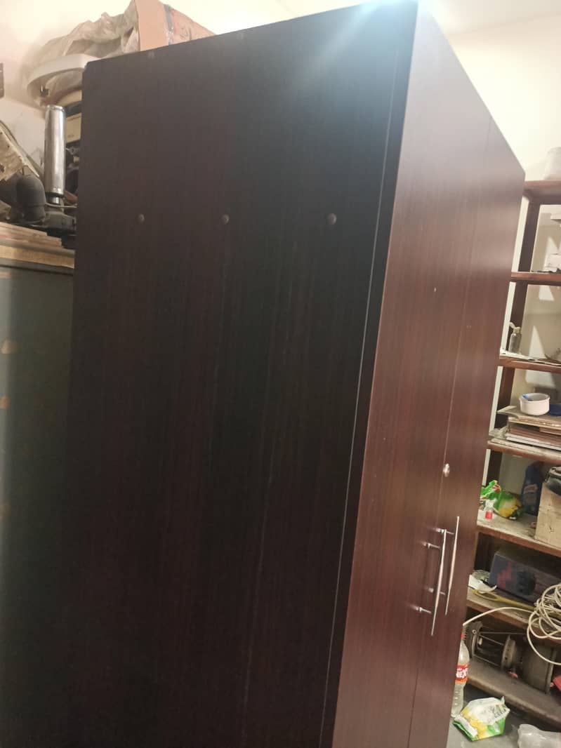 wardrobe 4