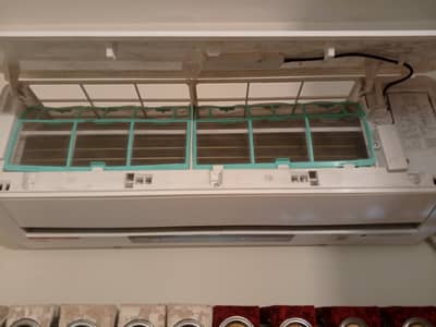 Homage invertor 1 Ton Ac