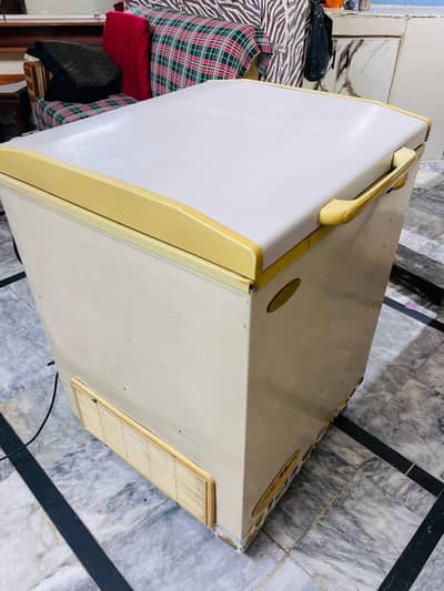 waves deep freezer (03236993684)