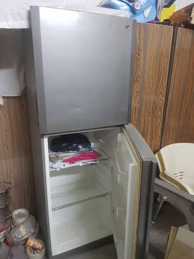 pel frige shifting  abroad so sale  full large size excellent working