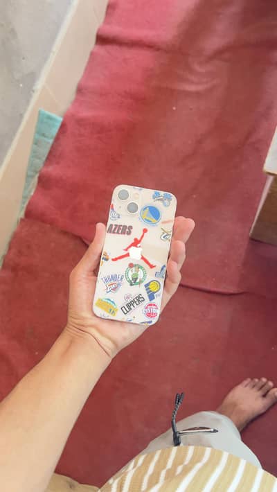 IPHONE 13 