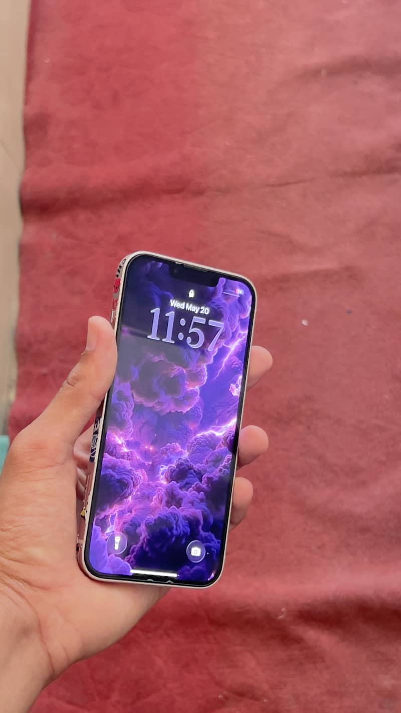 IPHONE 13  3