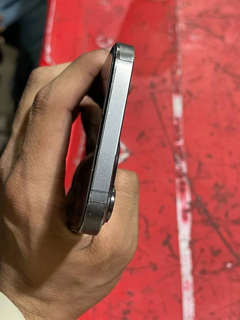 Iphone 13 pro max 1