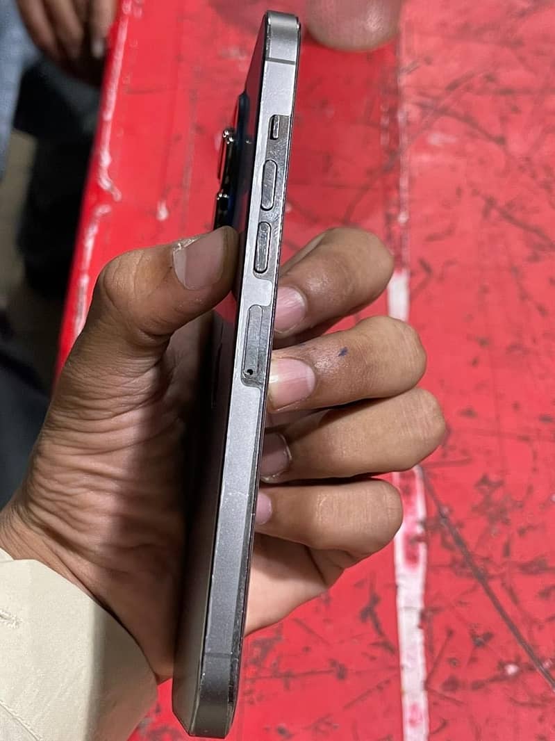Iphone 13 pro max 2