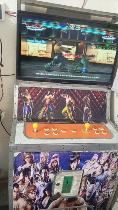 1 Video game new latest system 32 inch lcd or 1 Bawa wali game