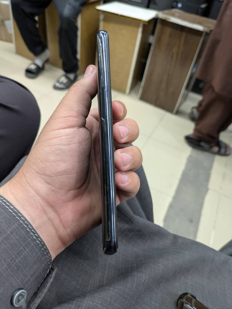 OnePlus 9 4