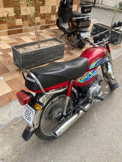 Honda CD 70 Red
