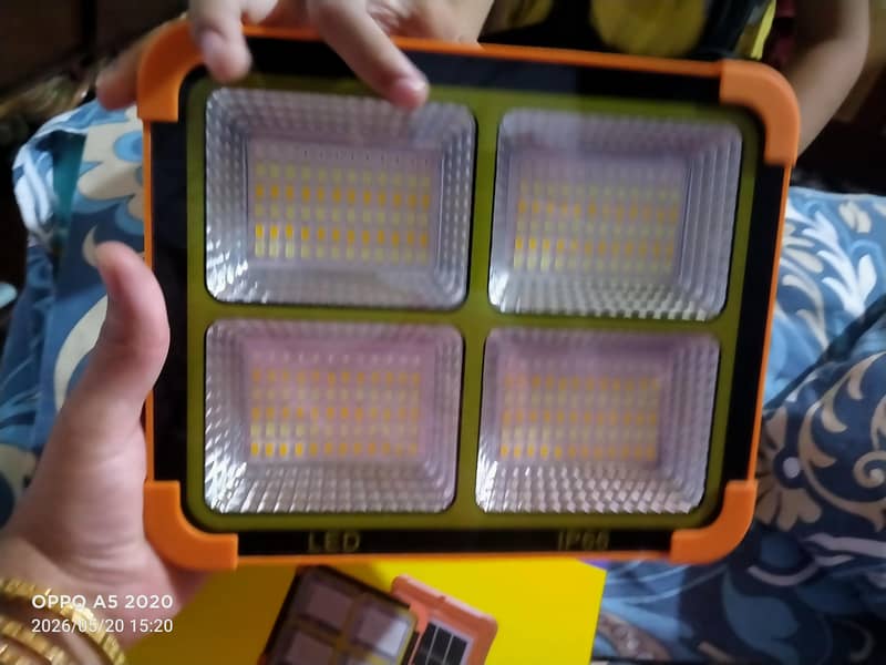 solar LED light 3