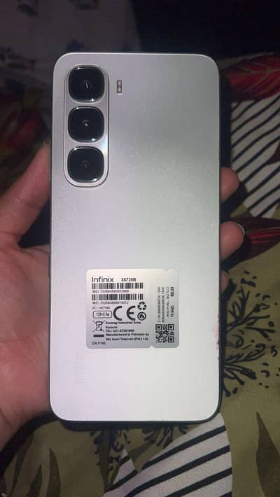 selling brand new phone