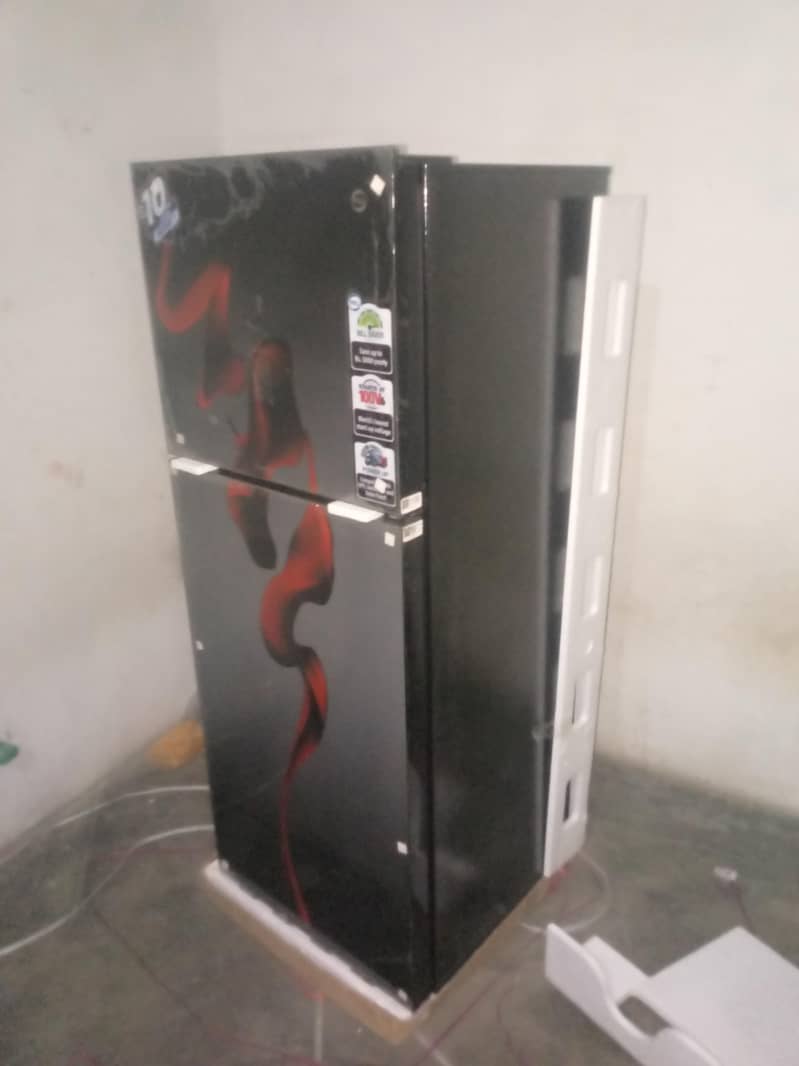 refrigeator 4