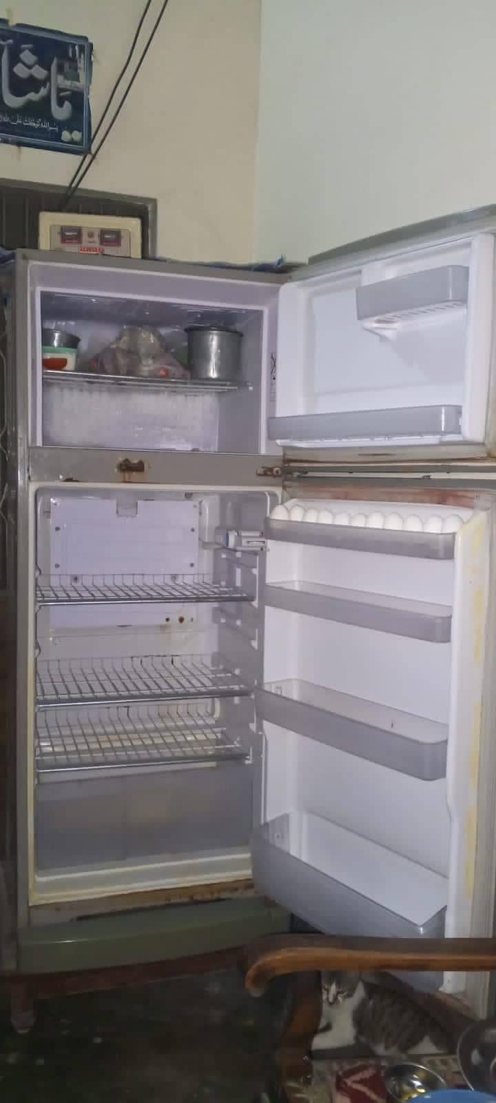 refrigerator 0