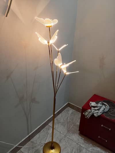 floor lamp