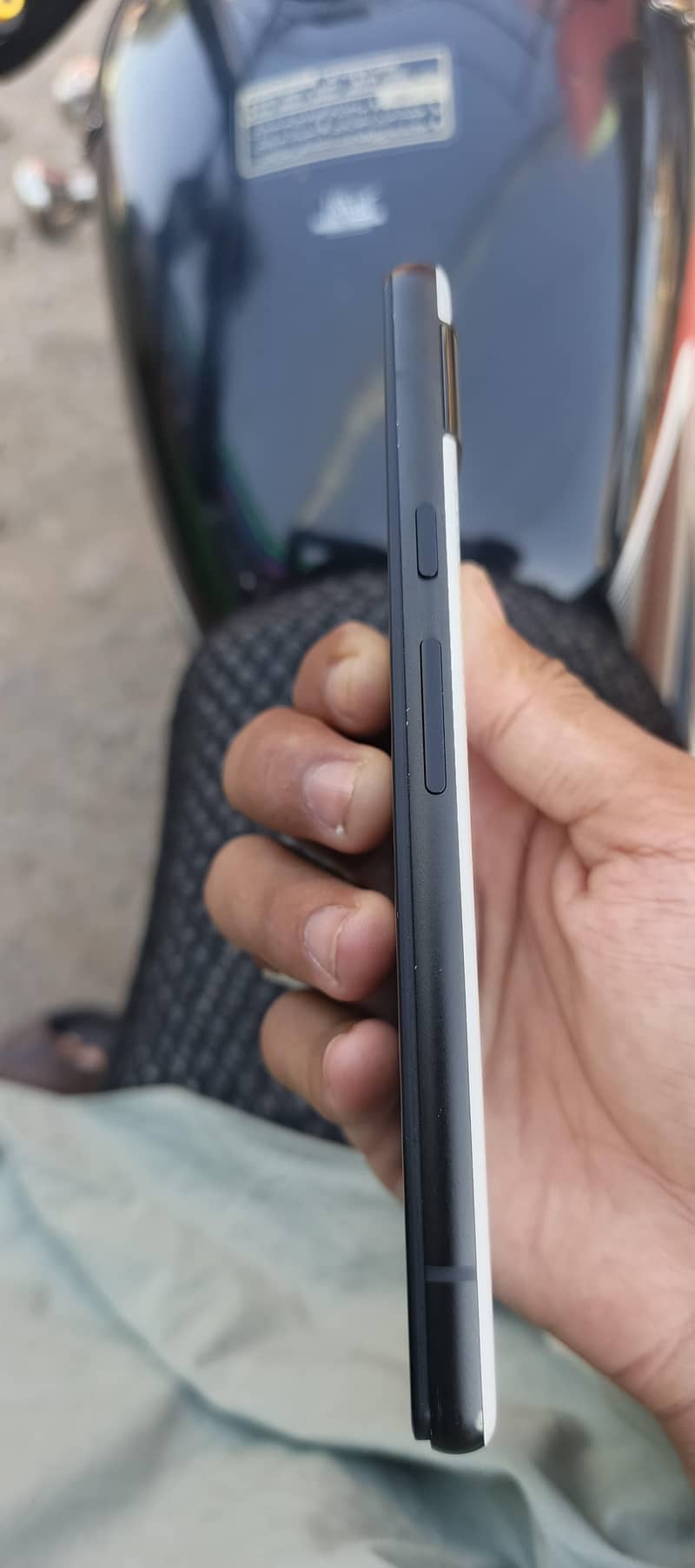 Google Pixel 6a 3
