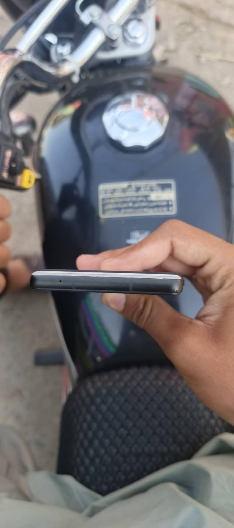 Google Pixel 6a 4
