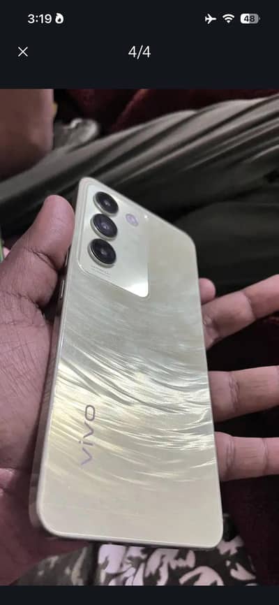 vivo y100 10/9 8/128 varient