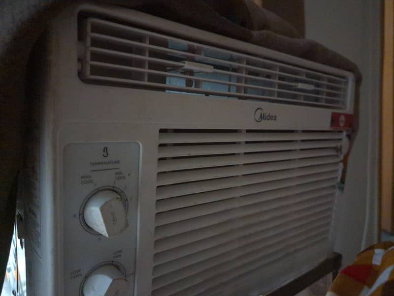 Window ac 0