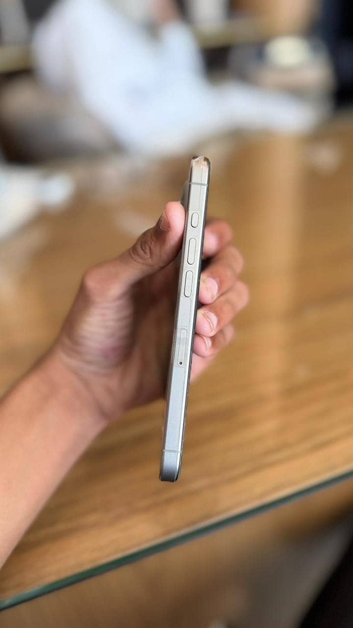 iphone 15 pro 1
