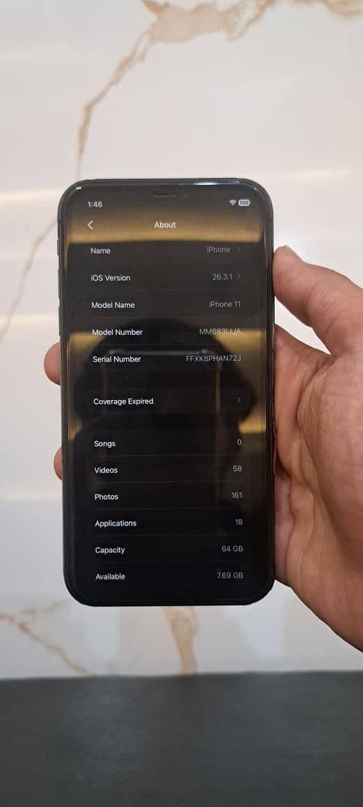 iPhone 11 4