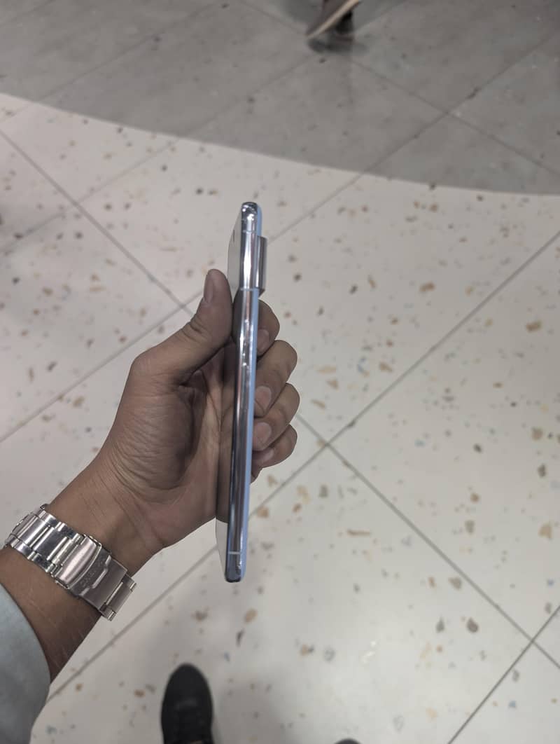 Google pixel 8 pro 4