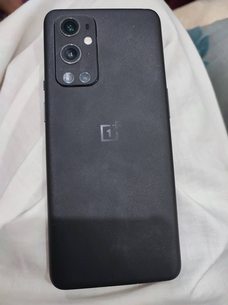 One Plus 9Pro 1