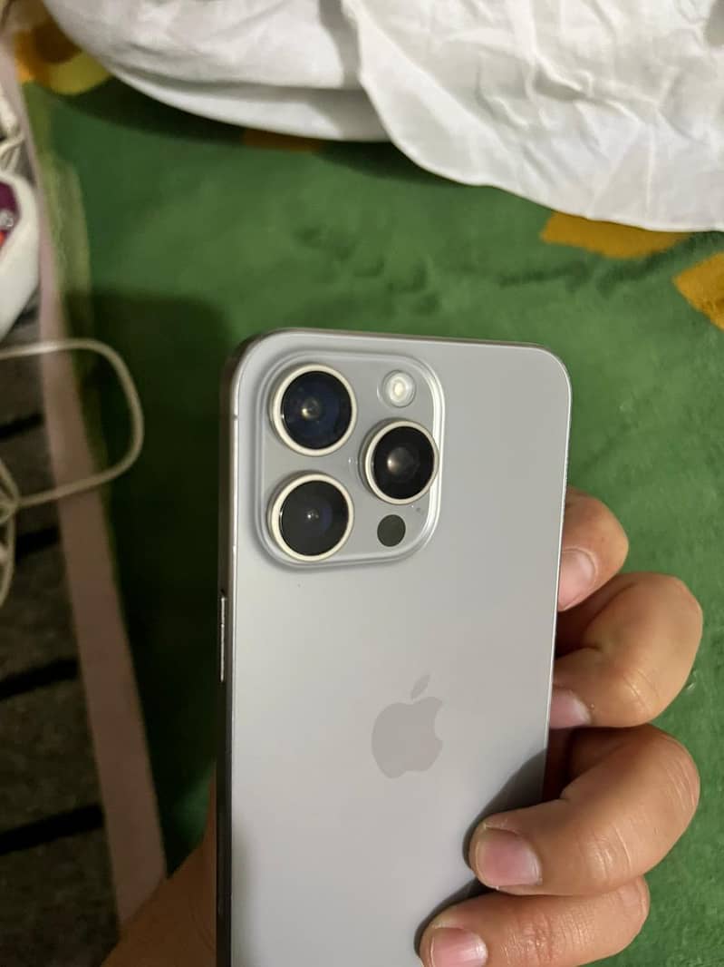 15 pro max 0