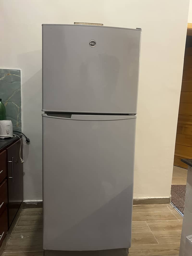 Pell Fridge 0