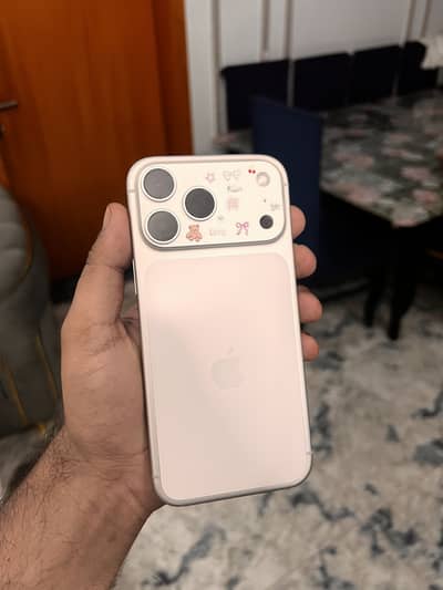 iPhone 17 Pro Max Silver