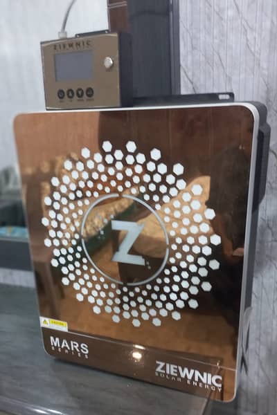Ziewnic 6.5kW Solar Inverter For Sale with Batteries