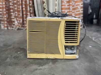 Window ac in good condition
