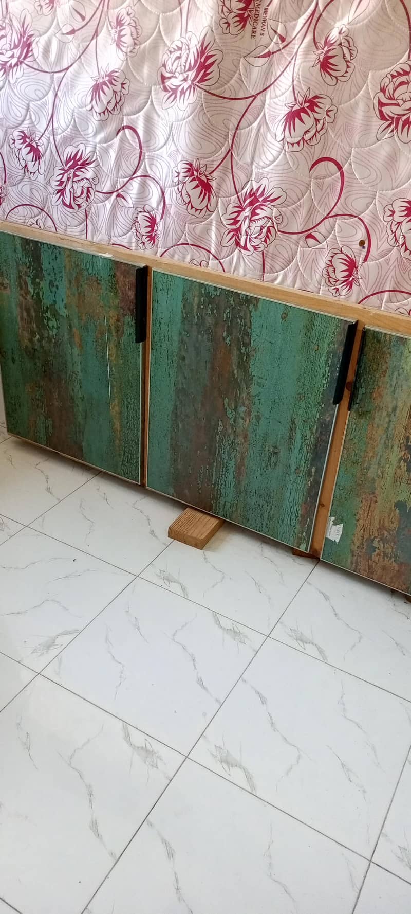 Kitchen cabnets 0