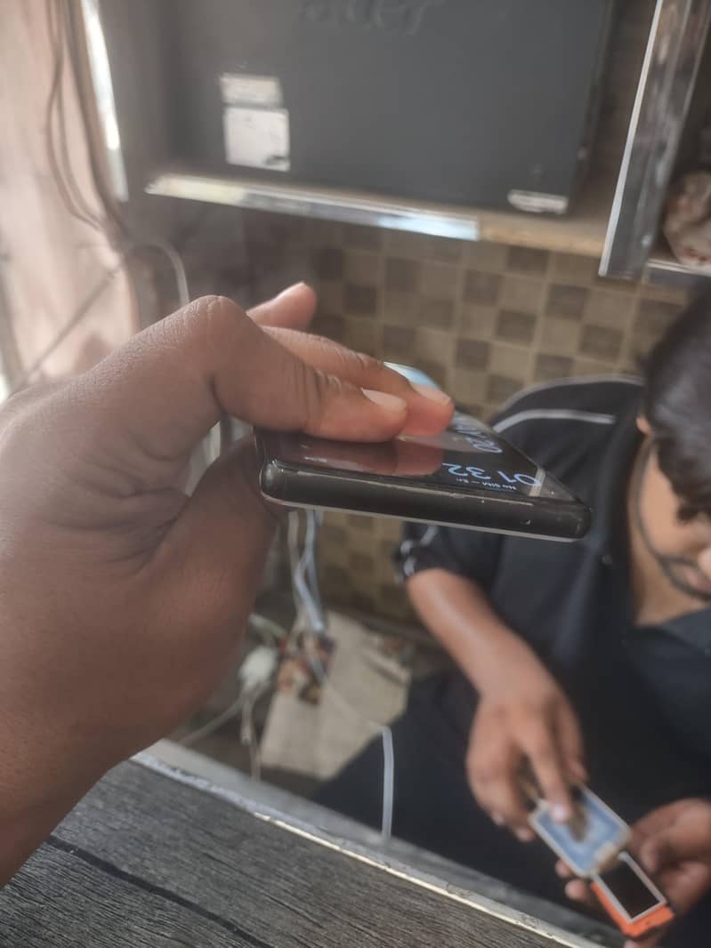 google pixel 6a 3