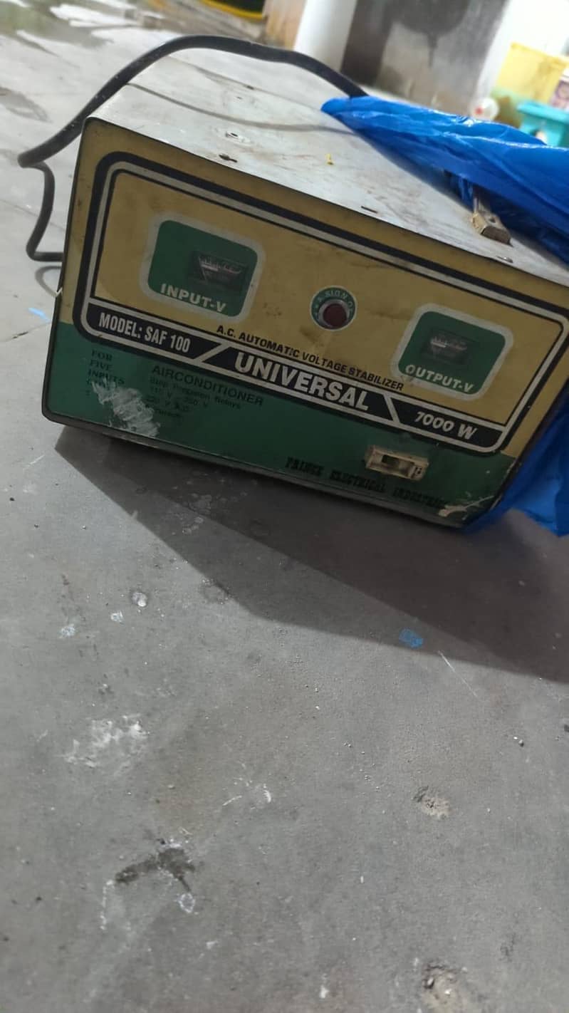 A. C. AUTOMATIC VOLTAGE STABILIZER 1