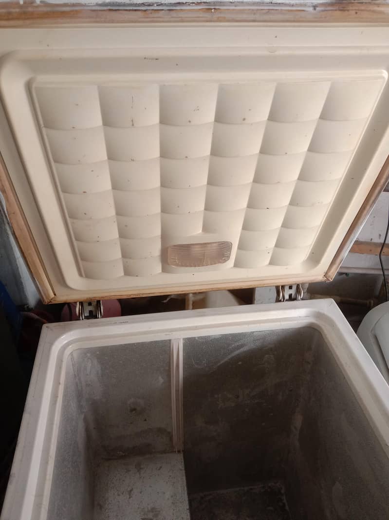 waves deep freezer 3