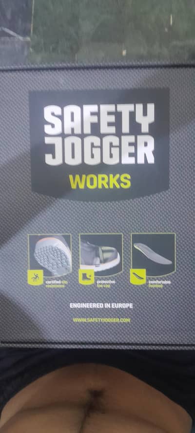 safty joggers