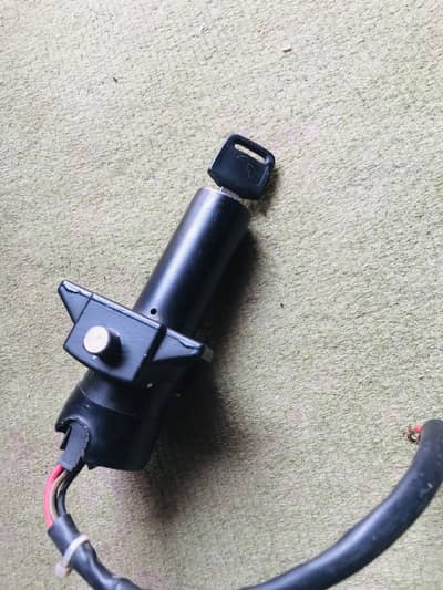 YBR ignition switch for sale working fine