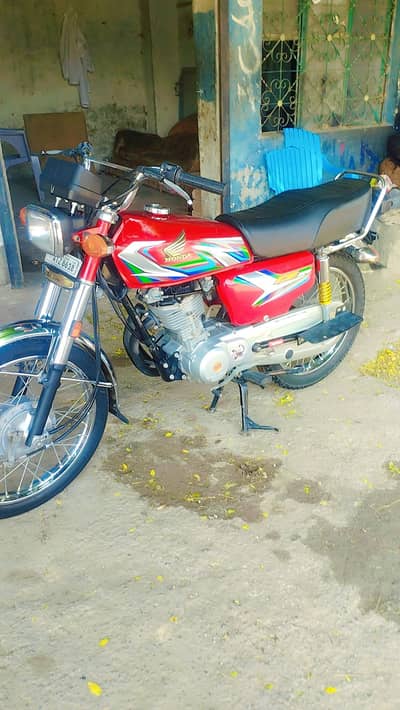 Honda 125 urgent for sale chakwal