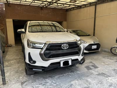 Toyota Hilux V 2021