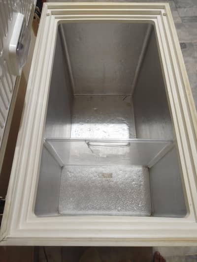 waves deep freezer