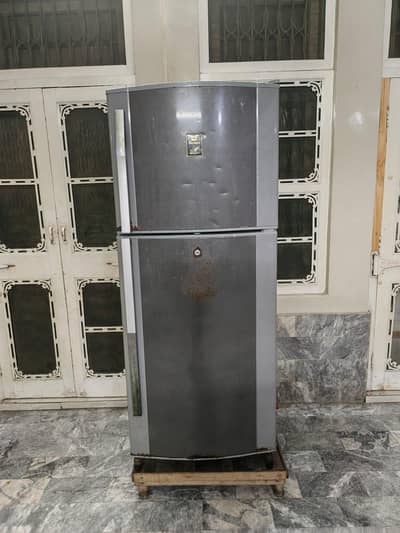 Dawlance Medium Size Refrigerator – All Original – Excellent Condition
