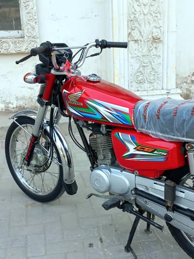 Honda CG125 2023 Lush [ 0333.3033927 ]