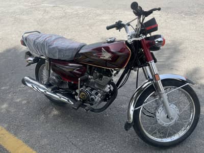 Honda 125 25 model good condition