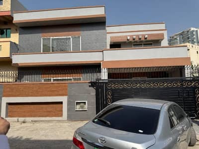 luxury house 10 Marla