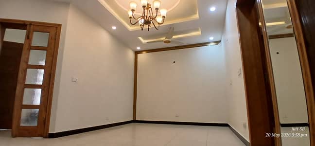 Luxury Upper Portion