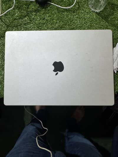 Macbook M1 Pro 16 inch 16/512