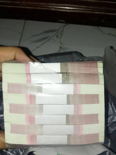 Fresh notes for sale
