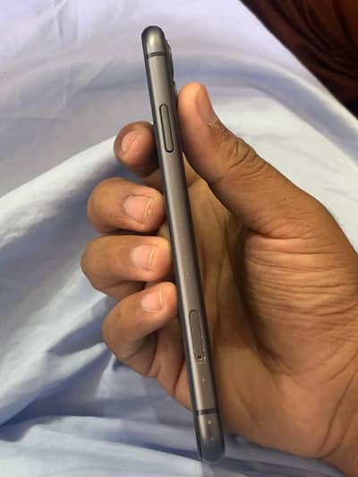 iPhone 11 MDM argent sale