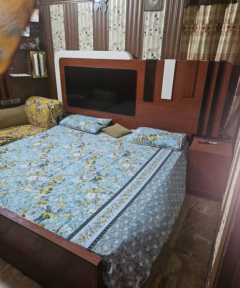 beds side tables 4